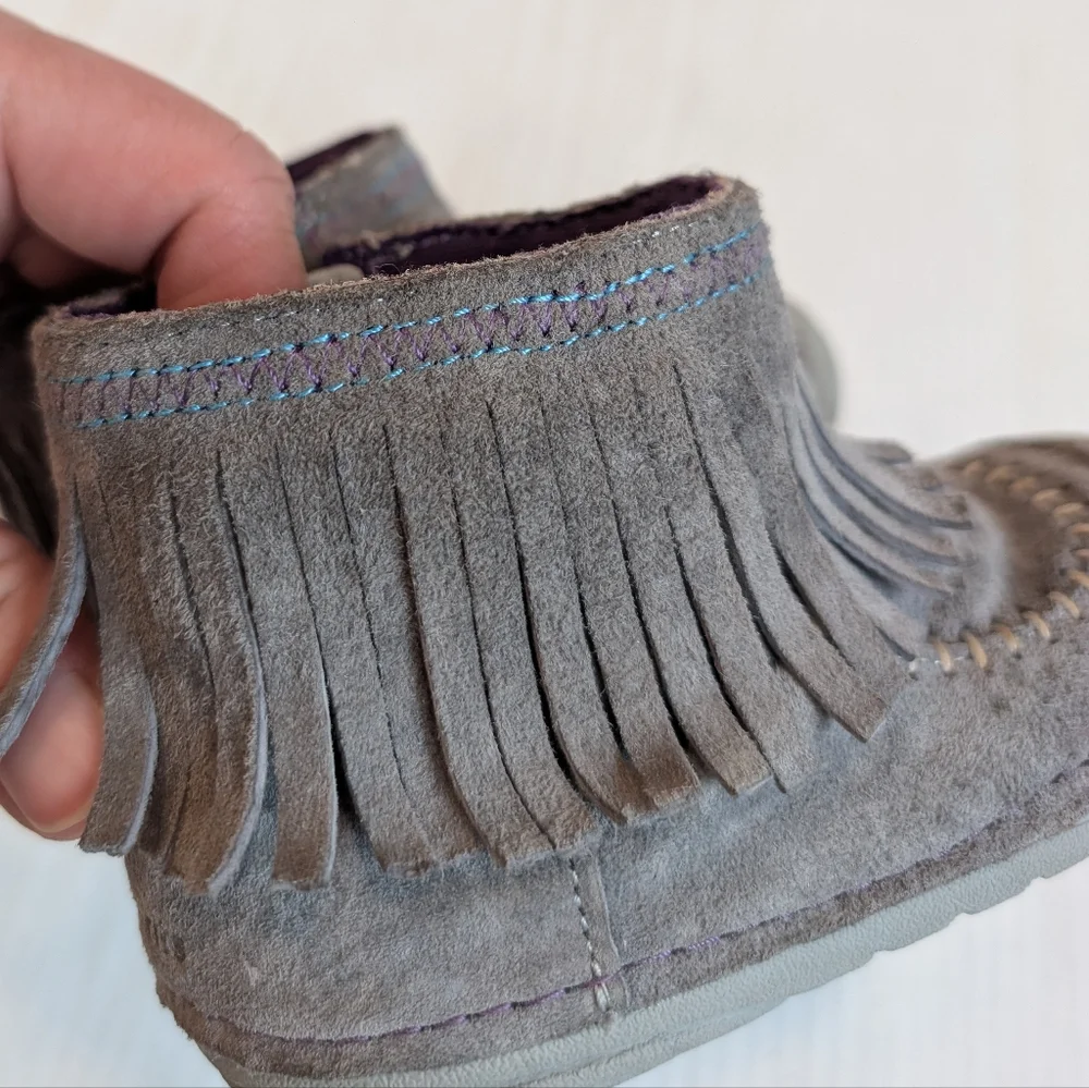 STRIDE RITE Tasha Gray Suede Fringe Moccasin Boots Baby Walker Shoes Size 6